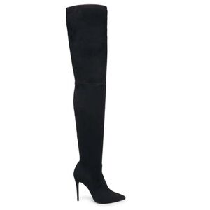 Brand new, never worn black Steve Madden heeled boots